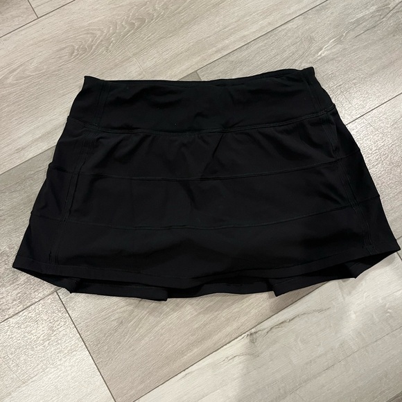 Lululemon Skort - Picture 1 of 3